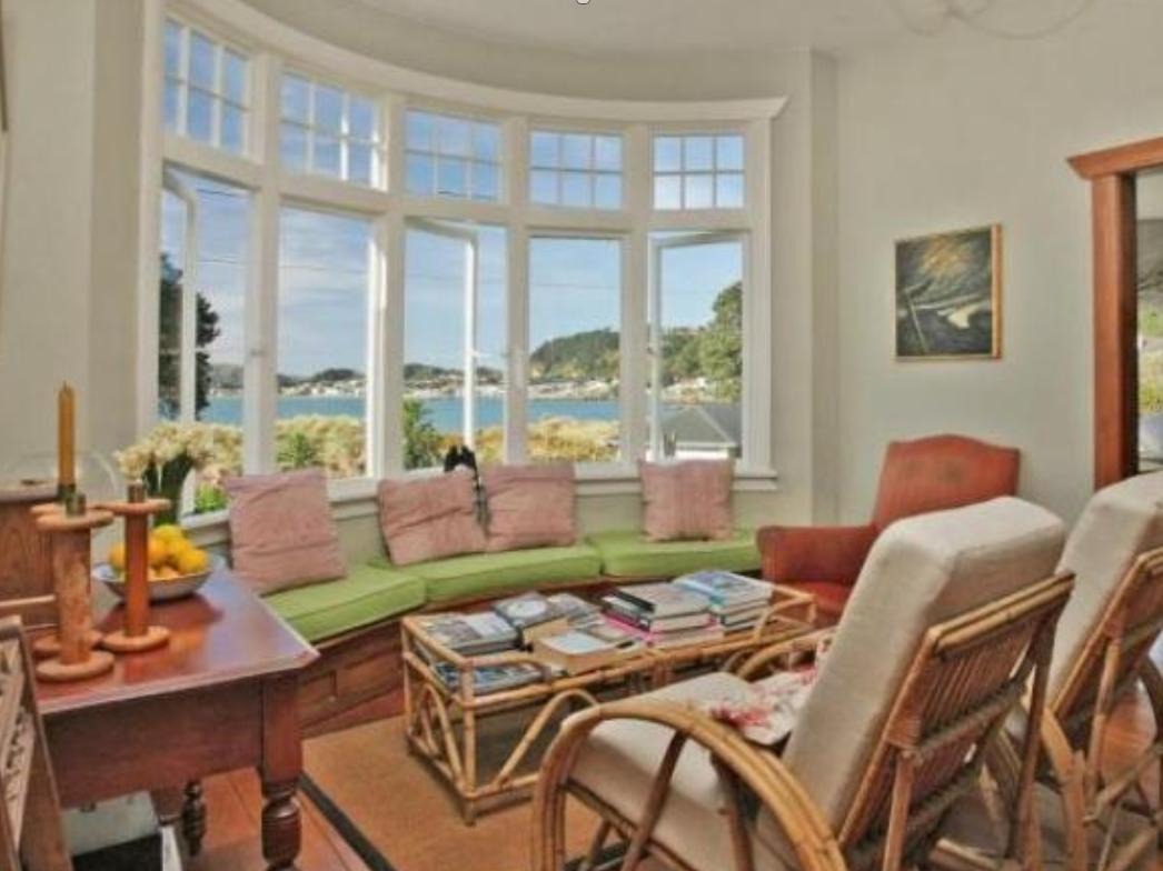 Beachfront Wellington Bed And Breakfast Exteriör bild