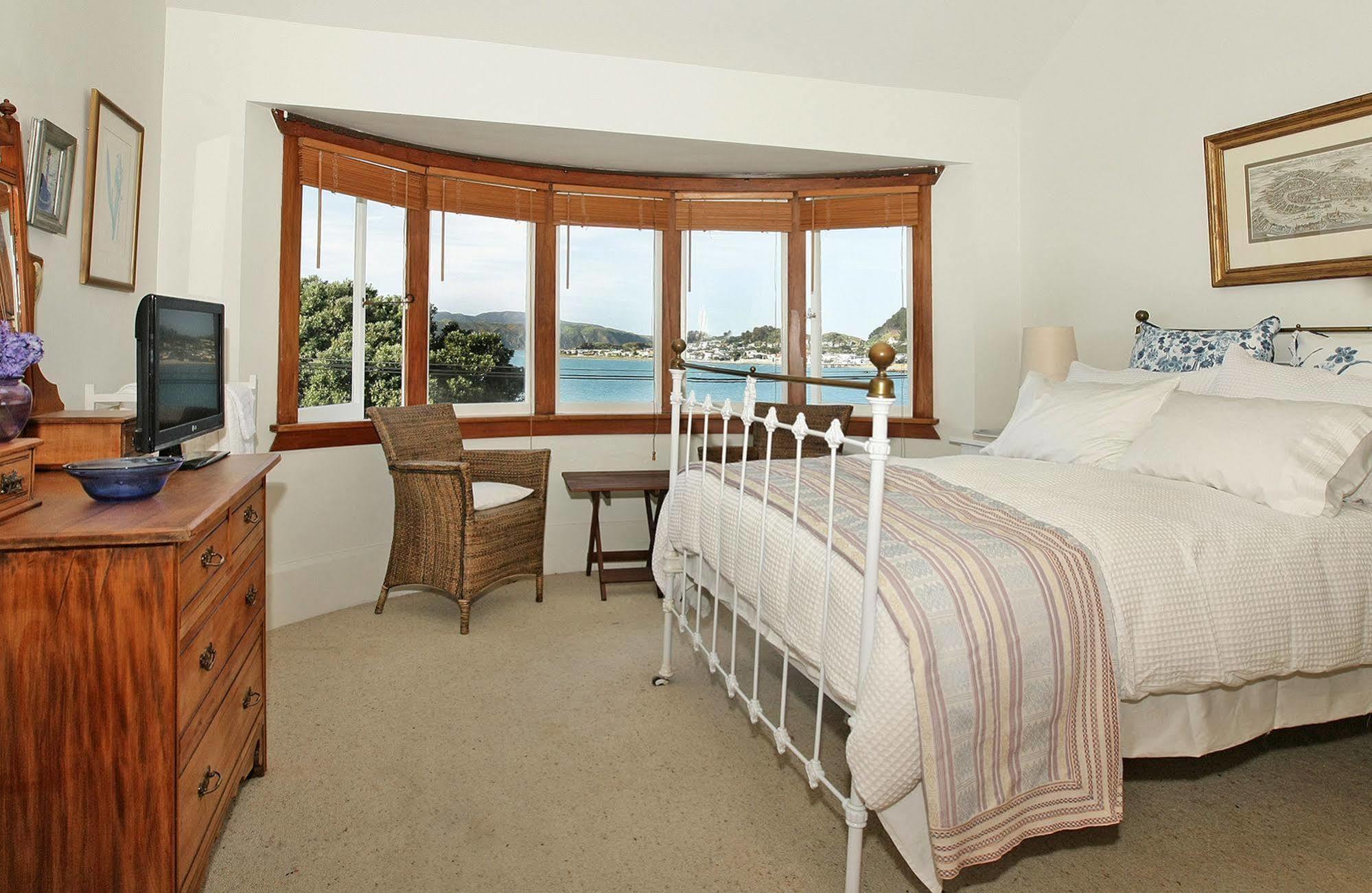 Beachfront Wellington Bed And Breakfast Exteriör bild